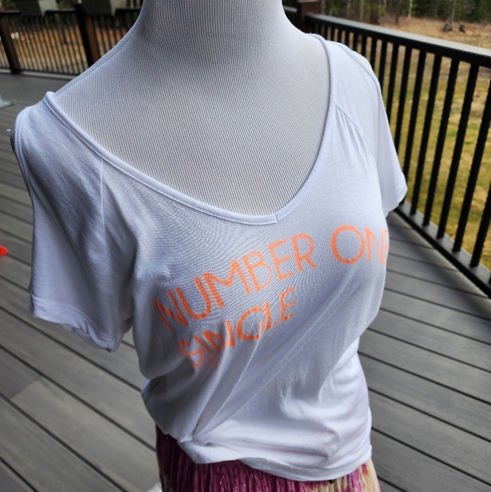 Guess White Graphic Open Shoulder Tee  Size S Cold Shoulder Basic Tee